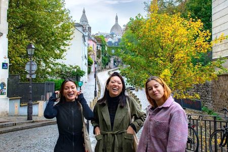 Paris Montmartre Walking Tour: Art & Rebel Legacy - Small Group