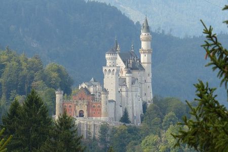 Tour to Neuschwanstein Castle from Munich