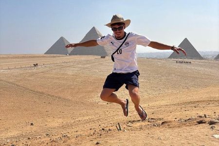 Private Giza Pyramids Sphinx and Grand Egyptian Museum Tour