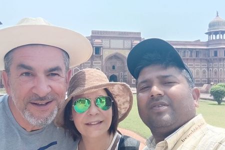Red Fort Private Tour Entry tickets & guide Delhi transfers