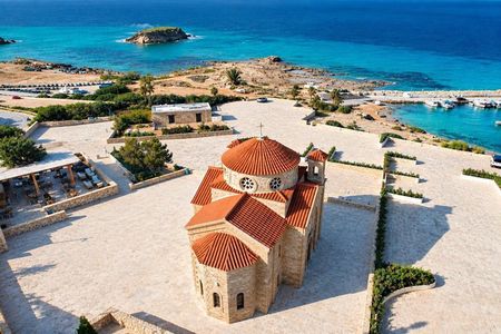 Paphos Highlights, Sea Caves, Baths of Aphrodite and Wine Tour