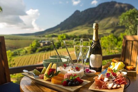Full Day Cape Winelands Wine Tour with Tastings and Scenic Views