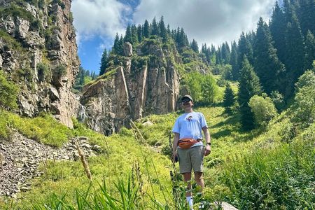 Almaty: Butakov Waterfall, Auyl Restaurant & Shymbulak Ski Resort
