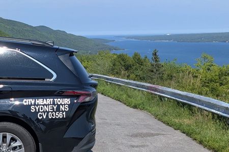 Cabot Trail - St Ann's fall foliage Tour from Sydney for 4 hours