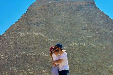 Day Tour at Pyramids of Giza & Sphinx from Cairo
