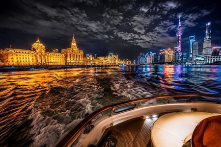 Shanghai: Night River Cruise on Huangpu River with Service