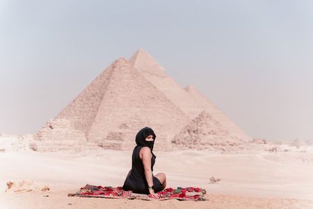 Cairo Layover Tours to Giza Pyramids old Egyptian Museum & Bazaar