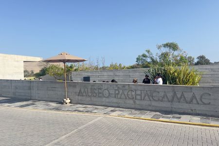 Private Tour from Lima to the Sanctuary of Pachacamac and Museum