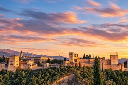 Alhambra Alcazaba and Generalife Gardens with Audio Guide