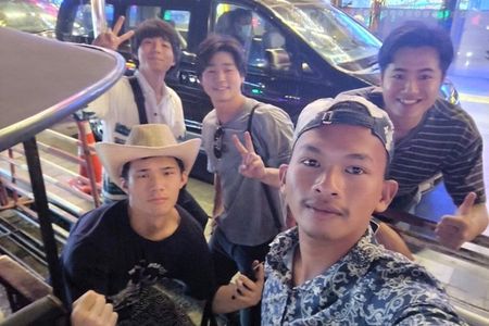 Private Tuk-Tuk Tour with Driver in Phnom Penh