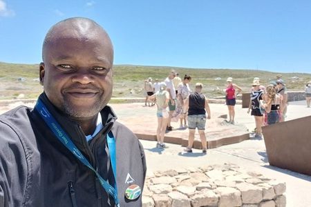 Cape Agulhas, Hermanus Stony Point Penguins Colony Tour