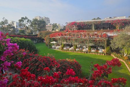 Private Larco Museum Experience: Sunday Brunch or Romantic Dinner