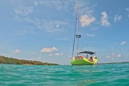 Curacao Private Luxury Boat & Lunch Experience
