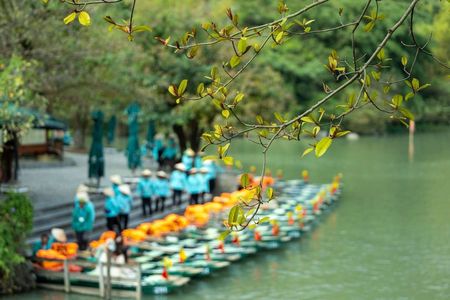 Scenic Day Trip to Hoa Lu Tam Coc/Trang An and Mua Cave
