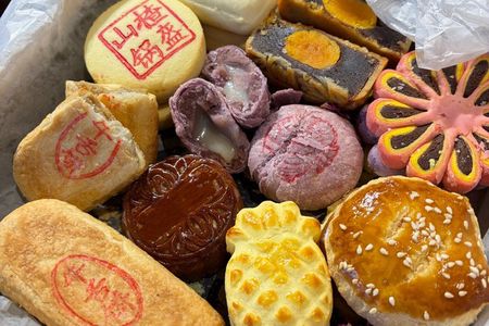 Changsha Walking Food Tour: Local Food and Dessert Hunt