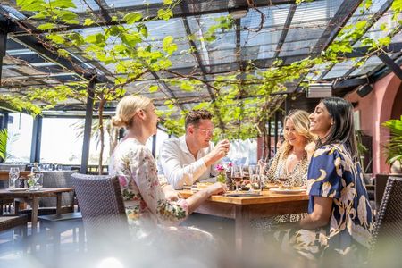 Taste of Waiheke Food and Wine Tour