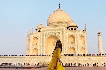Private Agra Taj Mahal Tour Package From Delhi