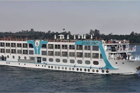 4 Days 3 nights Nile cruise Aswan to Luxor and hot air balloon