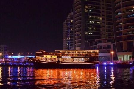 Dubai Creek Dhow Cruise with BBQ and Show