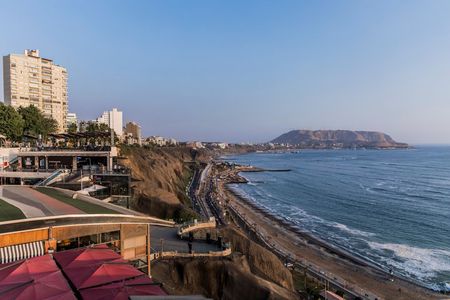 Lima Private Tour: Miraflores & Barranco with a Local Guide