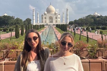 4 Days Luxury Golden Triangle Tour to Agra and Jaipur From Delhi