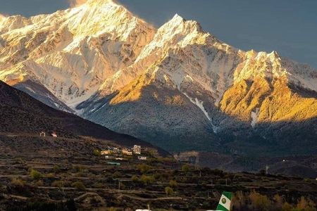 5 Day Upper Mustang Tour by 4WD Jeep from Pokhara