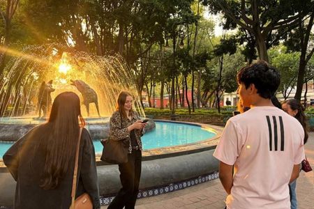 Coyoacán Cultural and Food Tour with Frida Kahlo Museum Admission