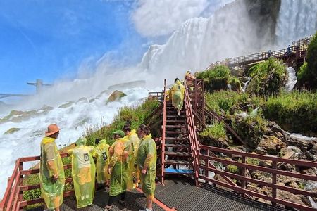 Niagara Falls Maid of the Mist and Cave of the Winds Tour