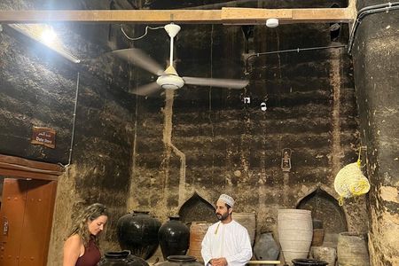 Private Misfah Al Abriyyin Heritage and Jebel Shams Adventure