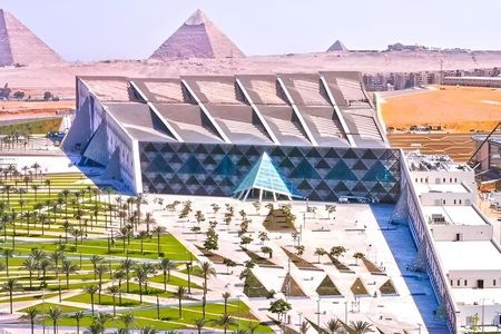 Cairo Day Trip from Hurghada: Pyramids & Grand Egyptian Museum