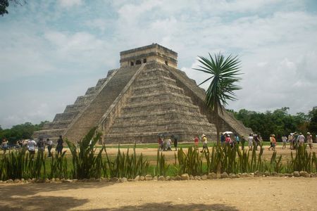 Chichen Itza, Chichikan & Valladolid – Playa del Carmen