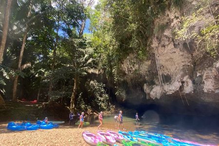 PRIVATE Xunantunich Ruins & Cave Tubing from Placencia (Luxury)