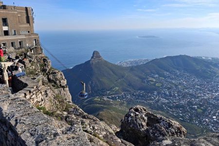 Table Mountain, Peninsula and Penguins Tours