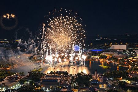 Private Helicopter 77 Miles Fireworks Tour over all Theme Parks