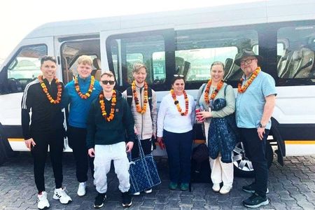 Private Taj Mahal Tour from Delhi by Urbania – Group Tour
