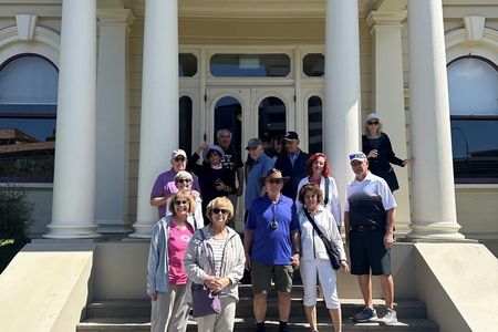 Wellington: Guided Colonial Heritage Tour with Gourmet Lunch