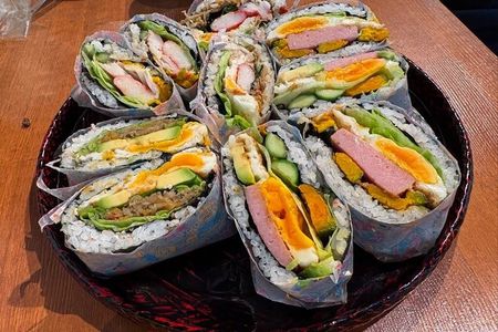 Kanazawa: Japanese Rice Sandwich Making with Local Aunties