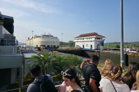 Panama Canal, Amador, Old Town & US Canal Zone (English)