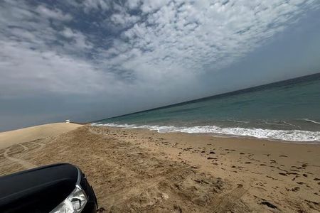 Doha Desert Safari: Dune Bashing, Sandboarding & Inland Sea