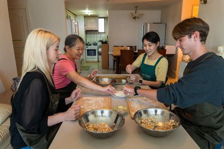 Korean Dumpling Cooking Class in Seoul with Vegan Option