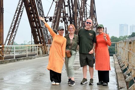 Hanoi Bicycle Tours: Hanoi Full Day Bicycle Tours To Bat Trang