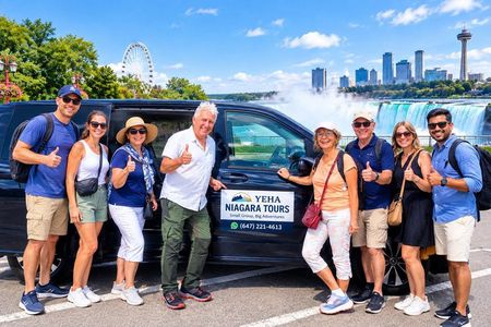Toronto: Niagara Falls Small Group Tour+ Cruise & Behind falls