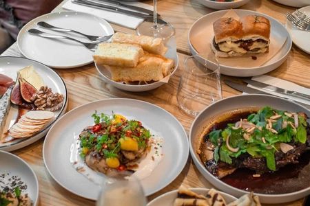 Devonport Food & History Walking Tour: Taste and Explore
