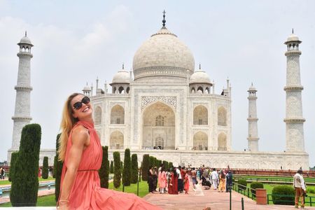 Jaipur to Agra Day Tour Including Taj Mahal and Fatehpur Sikri