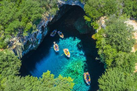 Kefalonia Private Tour: Melissani Lake, Winery & Myrtos Swimming