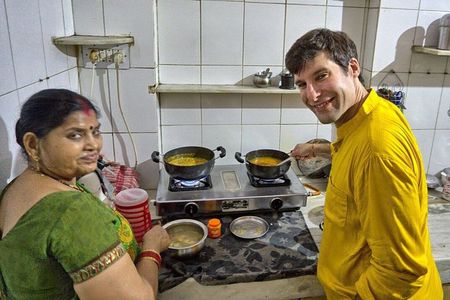 PRIVATE Rajasthani Home Cooking Class in Jaipur with Shalini