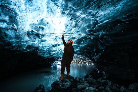 3 Days Winter South Coast & Golden Circle with Blue Ice Cave