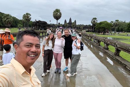 Private Day Trip to Angkor Temples with Expert Guide