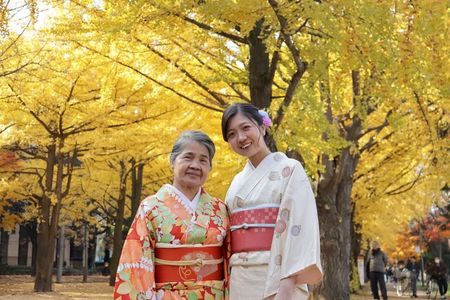 Private Kimono & Photo Experience with a Tokyo-Trained Stylist