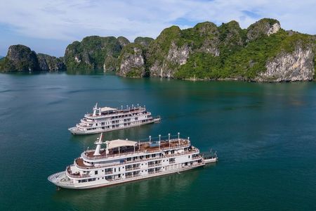 From Hanoi: 2-Day Paradise Elegance Cruise to Halong Bay